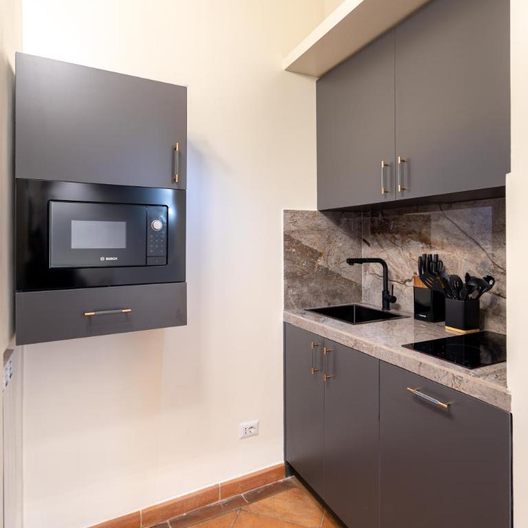 Elegant Design Two Bedroom Apartment near Spanish Steps Rome City Center - Appartamento con 2 Camere da Letto - 12