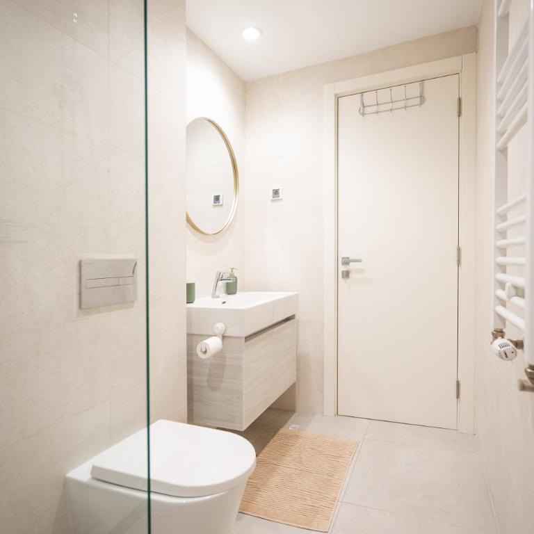 Skyview BW - One-Bedroom Apartment - 2