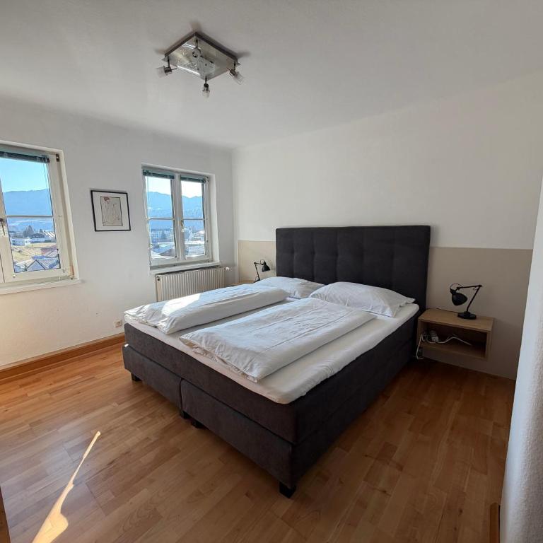 Ferienwohnung Roseggersiedlung - Apartment mit 2 Schlafzimmern - 2