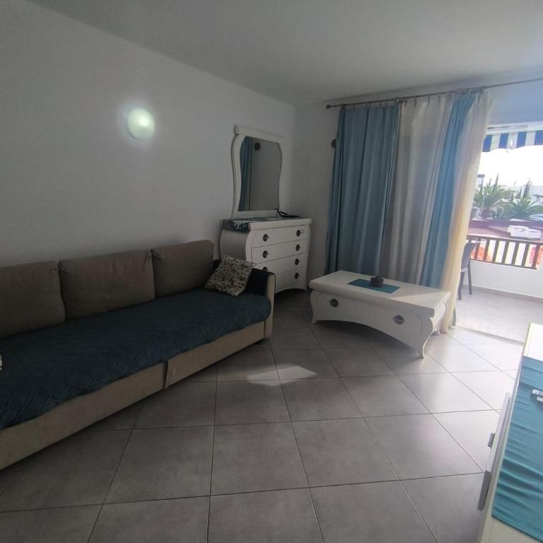 Club Atlantic Puerto Colón Costa Adeje - Apartamento de 2 dormitorios con terraza - 1