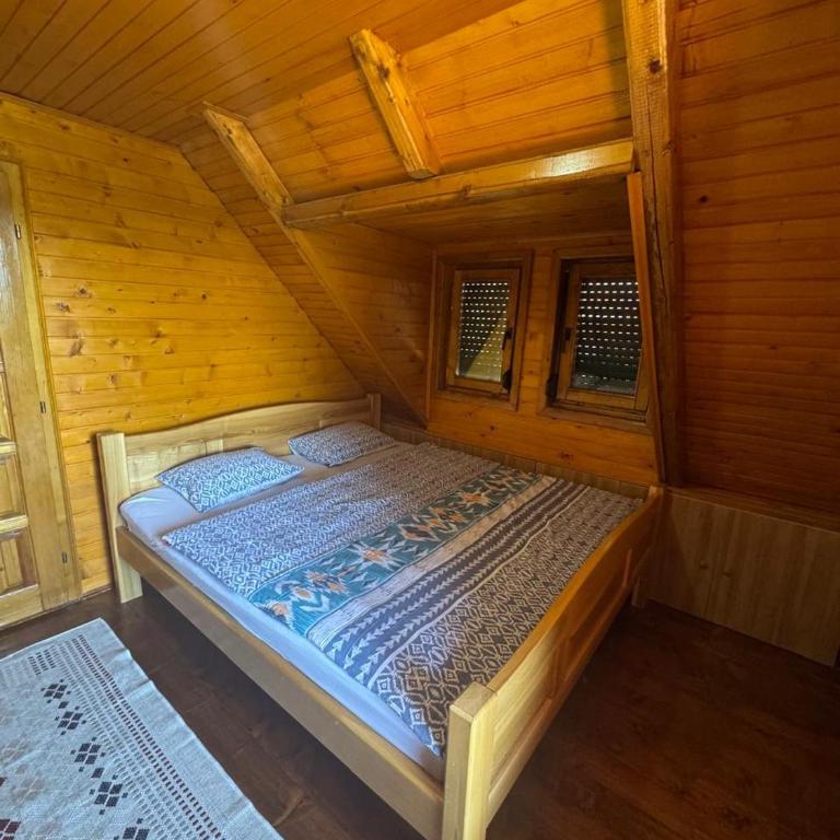 Cozy home under mountain - Three-Bedroom Chalet - 9