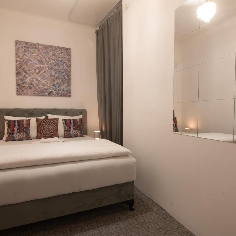 Sweet House Skadar One - Two-Bedroom Apartment - 21