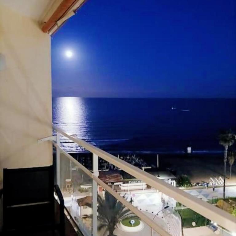 Estudio en primera línea de playa - Estudio con vistas al mar - 6