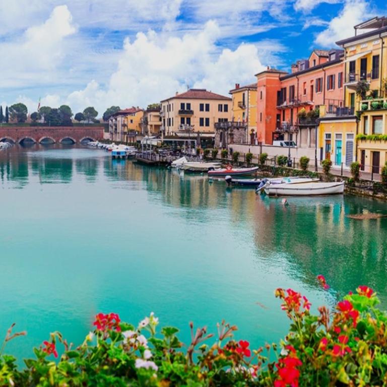 Old Town Apartment with Terrace - Live Love Lake - Appartamento con 2 Camere da Letto - 63