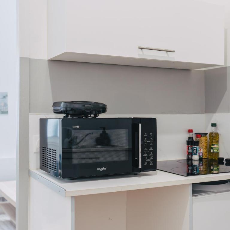 Studio relax Hypercentre Rouen WIFI Netflix Parking - Apartamento - 26