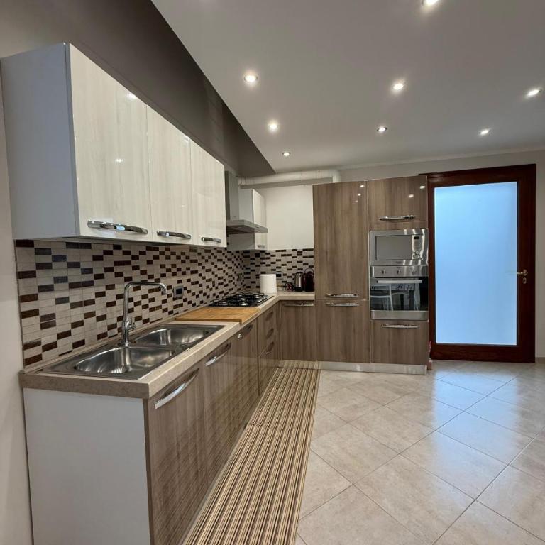 Casa Vacanze Romeo - Appartamento con 1 Camera da Letto - 10