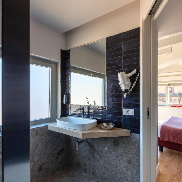 Hotel La Rovere - Superior Doppel- oder Zweibettzimmer mit Stadtblick - 4