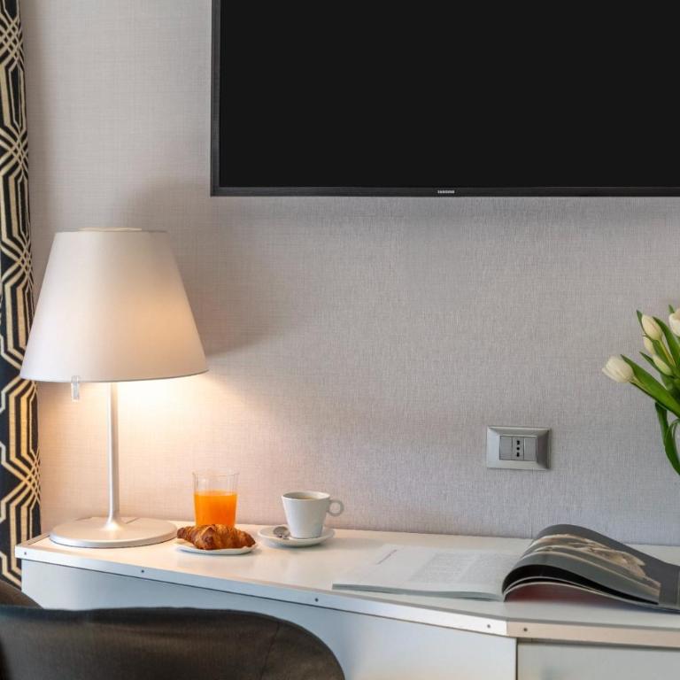 Hotel La Rovere - Superior Doppel- oder Zweibettzimmer mit Stadtblick - 10