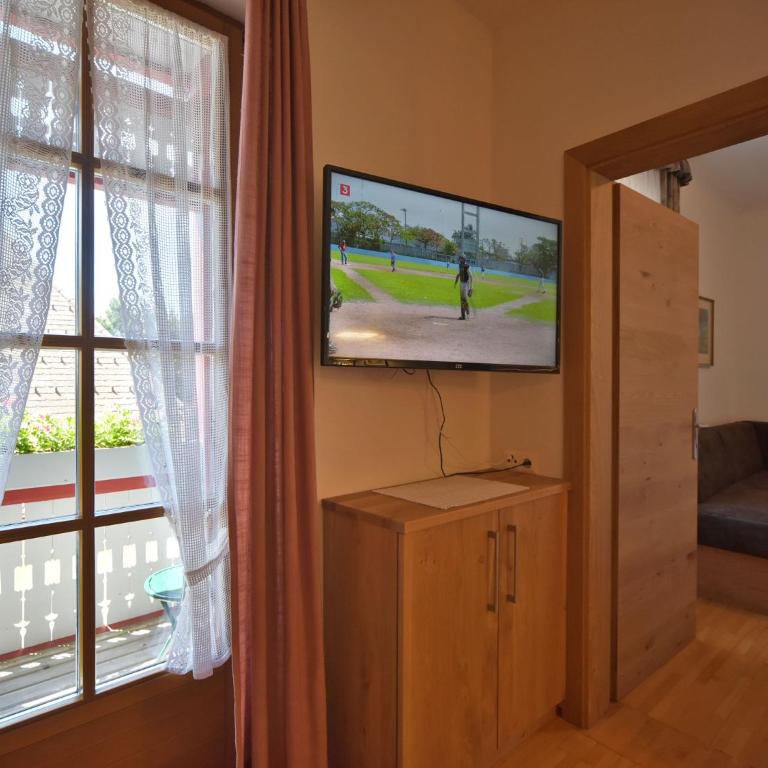 Ferienwohnungen Kampitsch - Apartment mit 1 Schlafzimmer und Balkon - 11