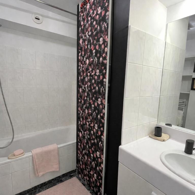 Deauville Centre, Grand studio avec Balcon, à 2 pas du marché - Appartement 1 Chambre - 4