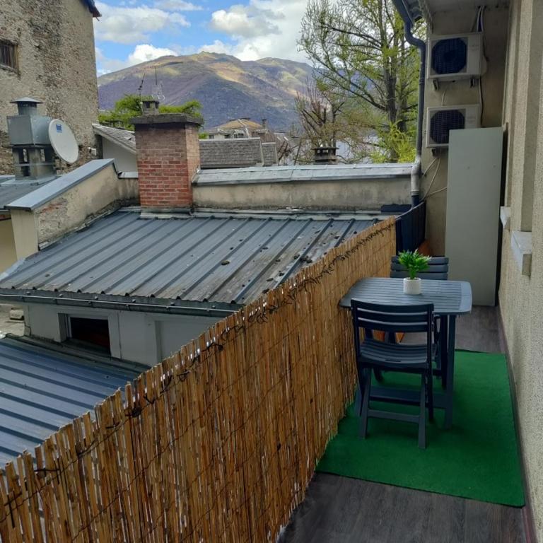 Appartement T3 Duplex Cures ou vacances, En plein Centre-ville Allée d'Ethigny - Appartement 2 Chambres - 14