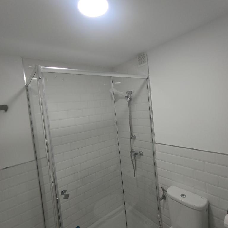 Apartamento con balcón cerca María Zambrano - Apartamento de 2 dormitorios - 35