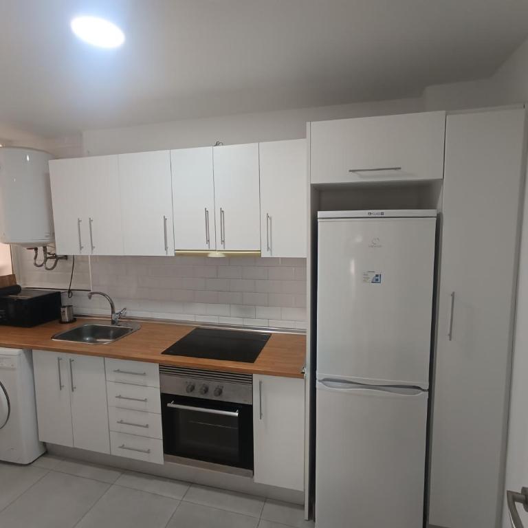 Apartamento con balcón cerca María Zambrano - Apartamento de 2 dormitorios - 39