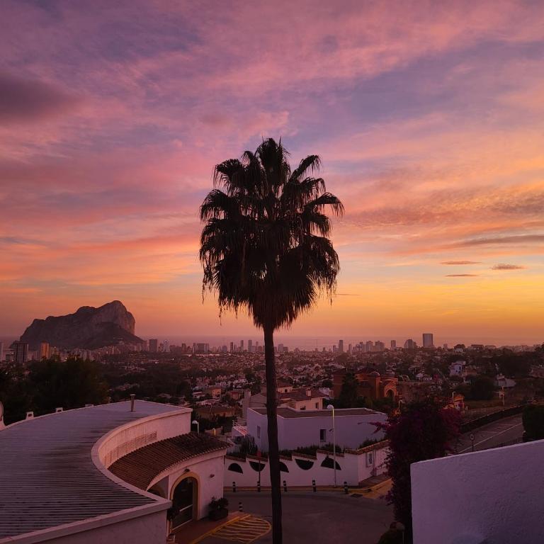 Casa Sunrise - Deluxe house with rooftop, 5 pools and panoramic sea views, Calpe - Two-Bedroom Apartment - 24