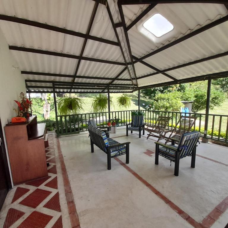 Casa rural El Encanto Guaduas - Four-Bedroom House - 13
