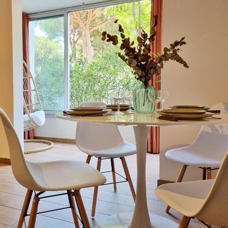 Écrin de Verdure - Design & Confort T2 38m2, WIFI, Piscine & Plage à 200m - Apartment mit 1 Schlafzimmer - 8