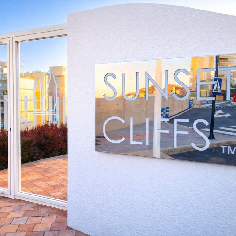 Sunset Cliffs sea view apartments 14 floor - Three-Bedroom Deluxe Apartment - 31