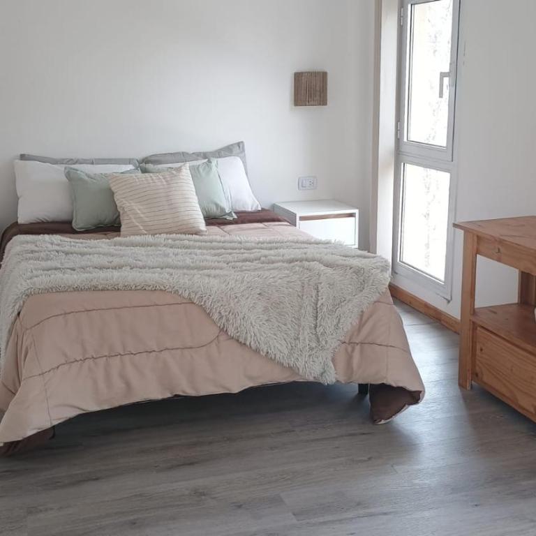 Lo que tenga que ser - One-Bedroom Apartment - 1