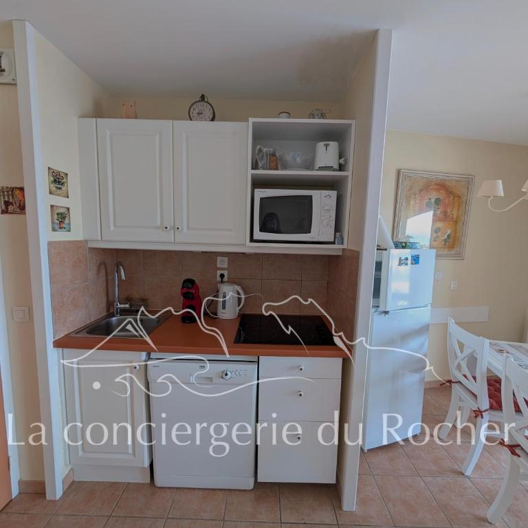 Appartement 2 à 4 pers, piscine, vue mer aux Issambres - Appartement 1 Chambre - 5