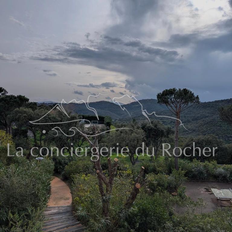 Appartement 2 à 4 pers, piscine, vue mer aux Issambres - Appartement 1 Chambre - 15