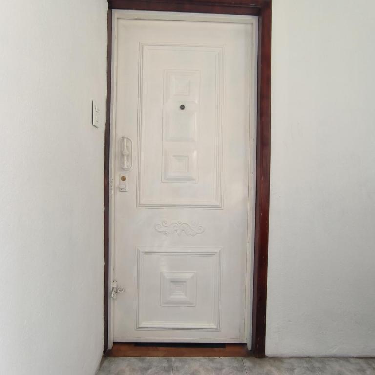 Alojamiento lindo y acogedor - Four-Room Apartment - 14