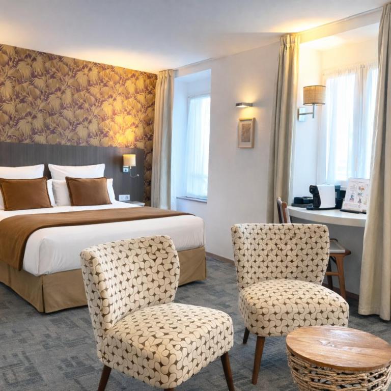 Cit'Hotel Hôtel de France et d'Europe - Chambre Familiale Deluxe - 3