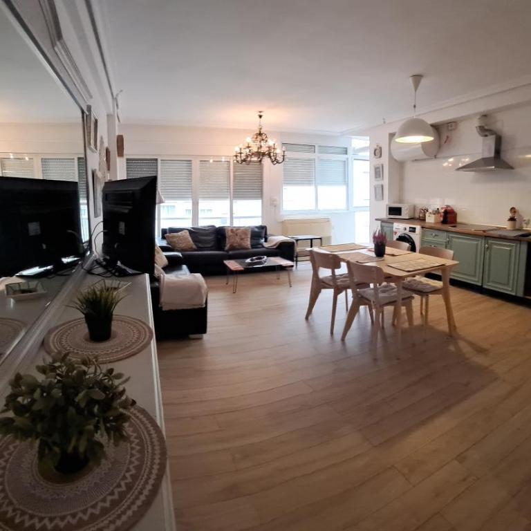 Los Príncipes II Apartamento 7 plazas Cerca centro - Apartamento con vistas a la ciudad - 1