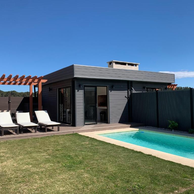 Casa 6 personas con piscina en Piriápolis Playa los Angeles - Casa con 1 dormitorio - 12