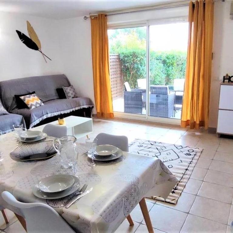 Appartement T2 45m2 à 100m de la mer et commerces - One-Bedroom Apartment - 4