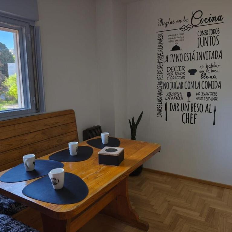 Moderno Departamento en el Corazon de Neuquen - Two-Bedroom Apartment - 9