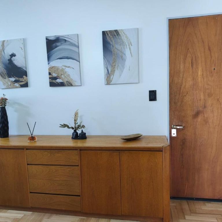 Moderno Departamento en el Corazon de Neuquen - Two-Bedroom Apartment - 17