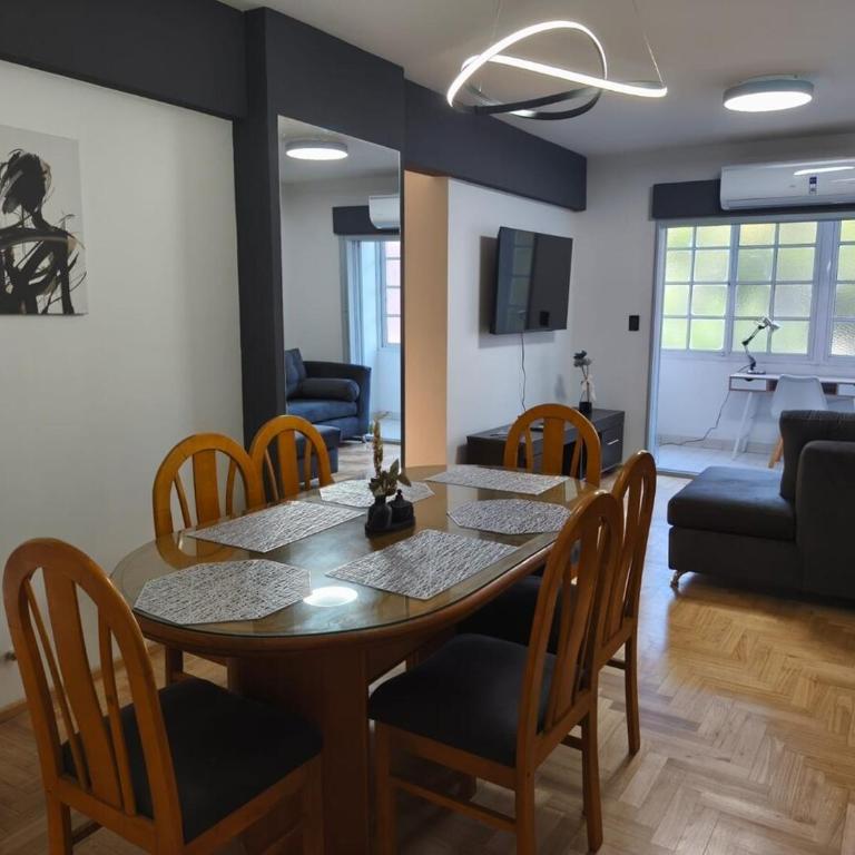Moderno Departamento en el Corazon de Neuquen - Two-Bedroom Apartment - 37