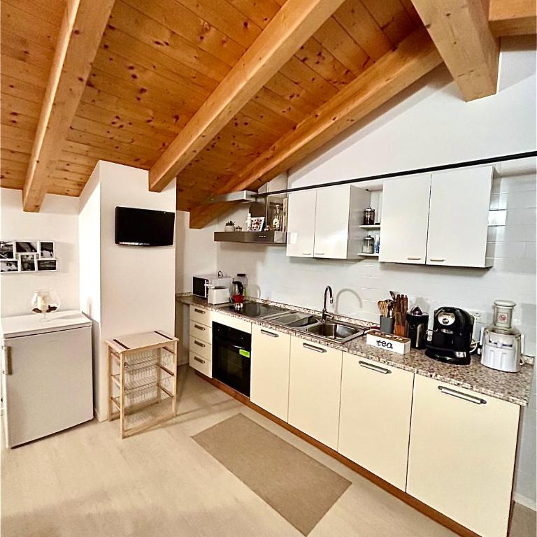 Casa di Patrizia - Appartamento con 2 Camere da Letto - 2
