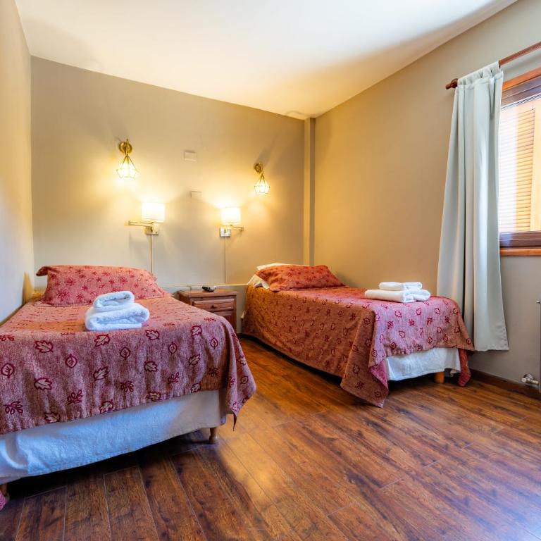 Tunqueley Hotel - Habitación cuádruple - 2