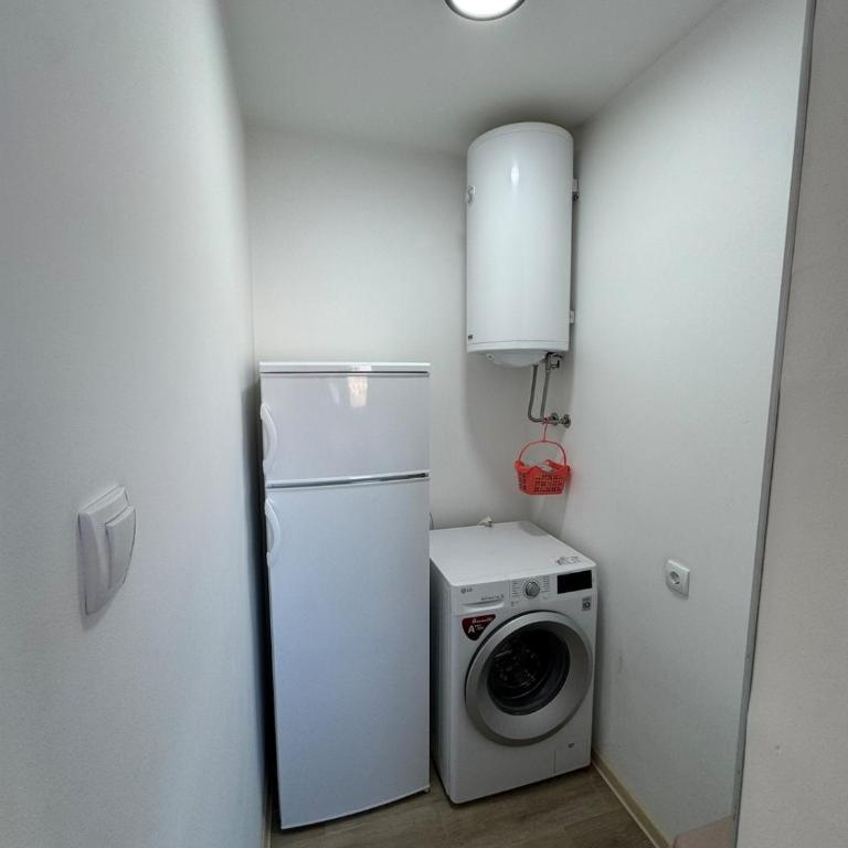 Modern Lux Vidikovac - Studio Apartment with Balcony - 4