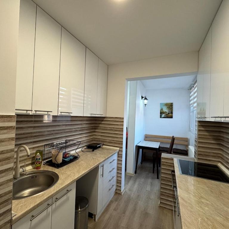 Modern Lux Vidikovac - Studio Apartment with Balcony - 13