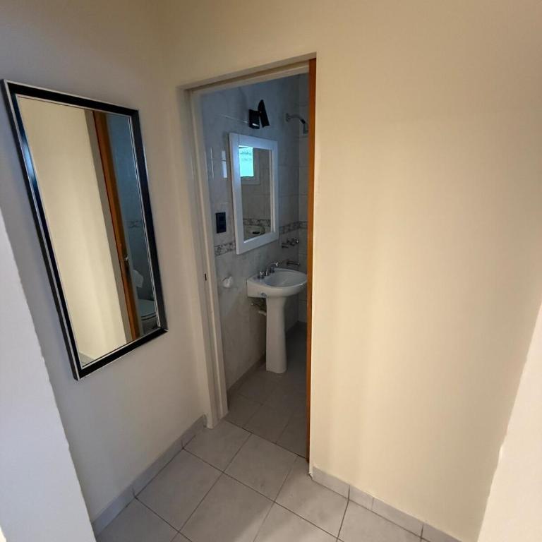 Excelente ubicación, zona boulevard, bares, centro - One-Bedroom Apartment - 7