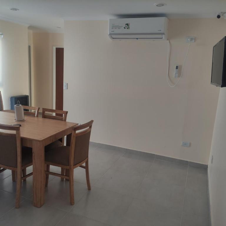 Belgrano 658 Dto02 Nqn - Piso 01 - Apartamento Deluxe de 2 dormitorios - 4