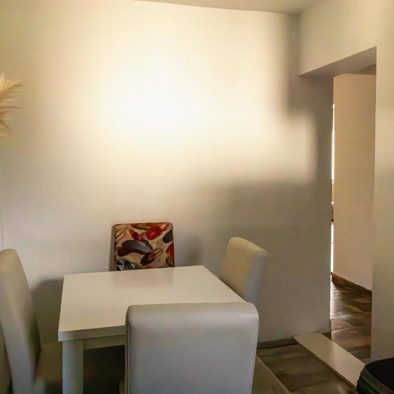 Villa Mia - Two-Bedroom House - 7