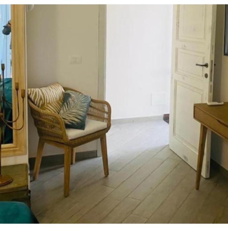 Il Fiore Bianco - Camera Matrimoniale con Bagno Privato - 2