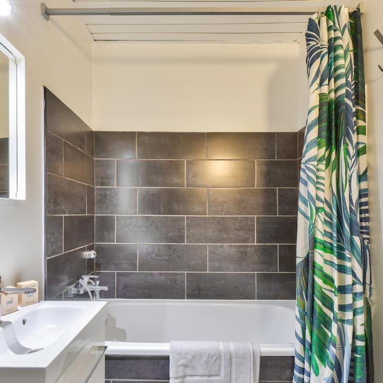 Charmant studio au cœur de la Presquîle lyonnaise - Studio - 5
