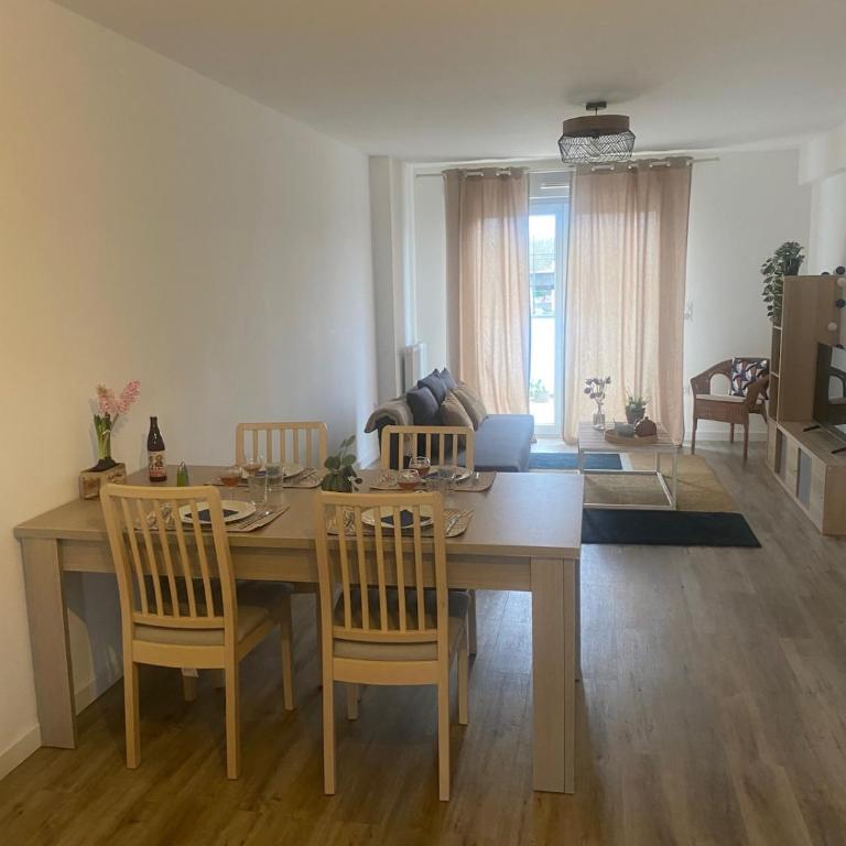 T3 spacieux avec 2 places de parking gratuites - Apartamento de 2 dormitorios - 6