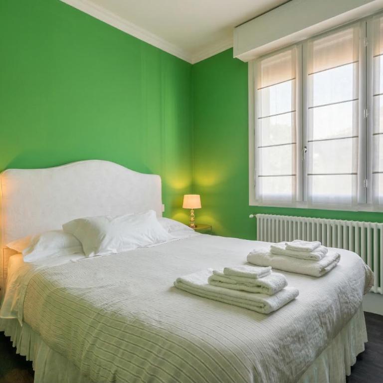 Green House Historic Centre - Two-Bedroom Apartment - 13