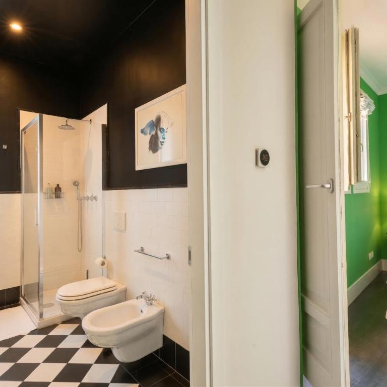 Green House Historic Centre - Two-Bedroom Apartment - 24