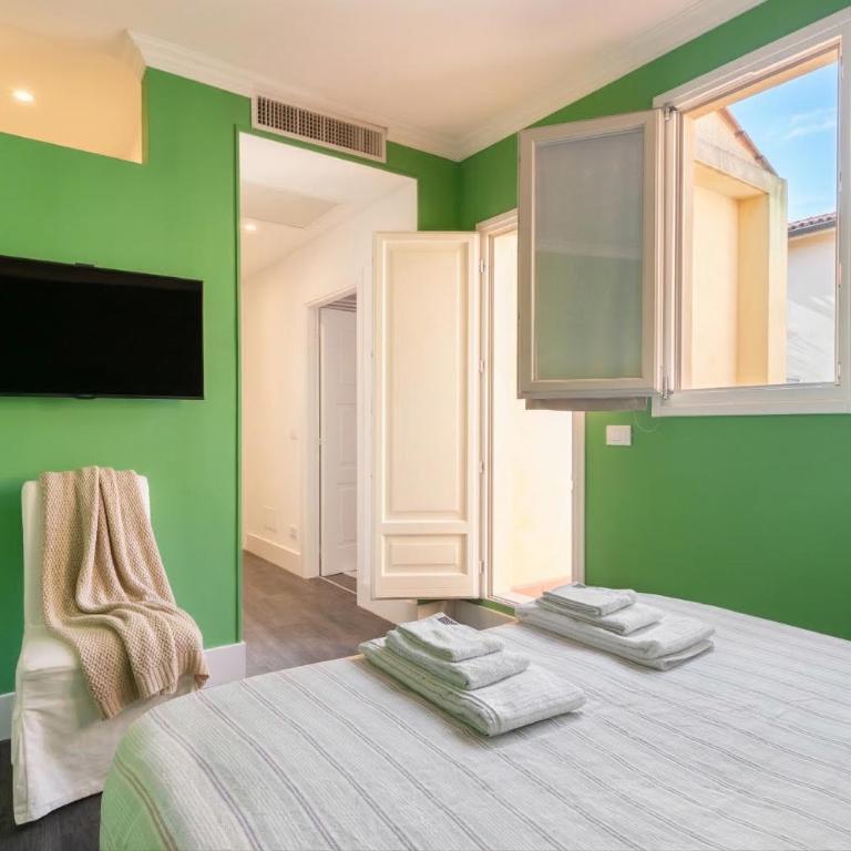 Green House Historic Centre - Two-Bedroom Apartment - 21
