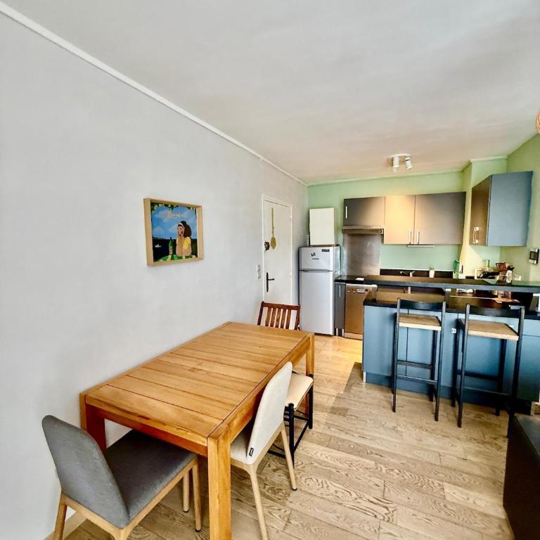 Appartement Cosy -2 chambres, Clim & Parking - Appartement 2 Chambres - 9