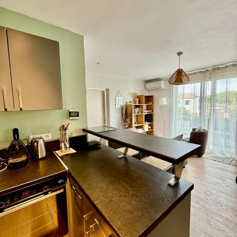 Appartement Cosy -2 chambres, Clim & Parking - Appartement 2 Chambres - 15