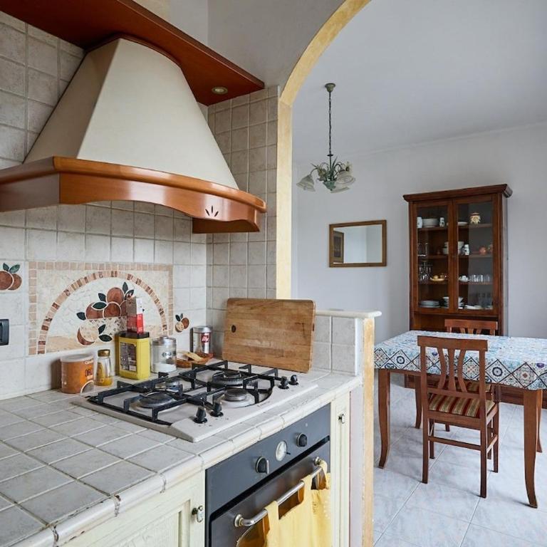 AP Holiday House - One-Bedroom Apartment - 3