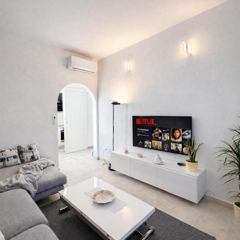 Dolce Casa La Spezia - Appartamento con 2 Camere da Letto - 15