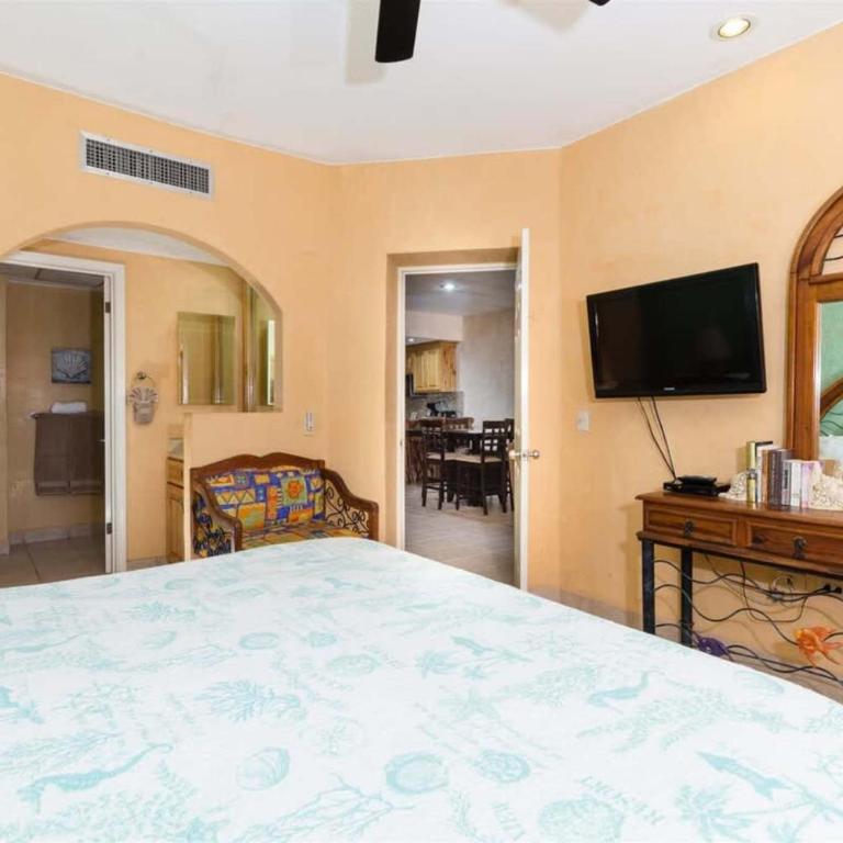 Stunning Views in 2nd Level Condo Princesa B-203 - Apartamento - 19